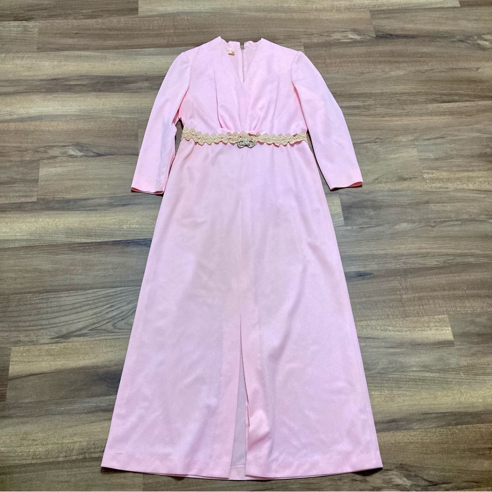 Elegant Vintage 1960s Belted Light Pink Long Sleeve Maxi Dress Psychedelic